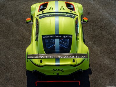 Aston Martin Vantage GTE Racecar 2018 Poster 1335868