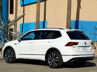 Volkswagen Tiguan R-Line [US] 2018 Mouse Pad 1336056