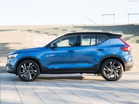 Volvo XC40 2018 Longsleeve T-shirt #1336497