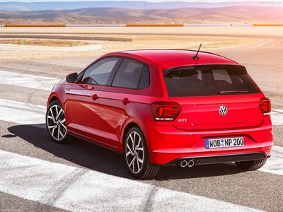 Volkswagen Polo GTI 2018 Mouse Pad 1336650