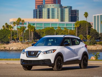 Nissan Kicks [US] 2018 magic mug #1336816