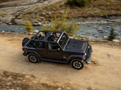Jeep Wrangler Unlimited 2018 Poster 1337018