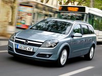 Opel Astra Station Wagon 2004 Poster 1337743