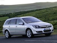 Opel Astra Station Wagon 2004 Poster 1337754