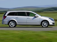 Opel Astra Station Wagon 2004 Sweatshirt #1337768