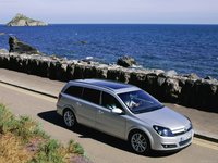 Opel Astra Station Wagon 2004 Poster 1337786