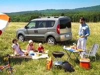 Opel Combo 2012 mug #1338290