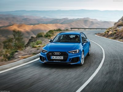 Audi RS4 Avant 2018 Poster 1340303