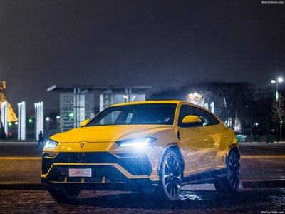 Lamborghini Urus 2019 mug #1342150