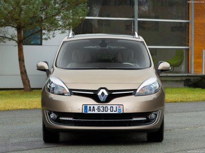 Renault Grand Scenic 2013 canvas poster