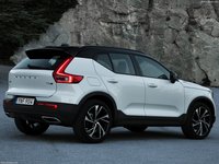 Volvo XC40 2018 Poster 1343778
