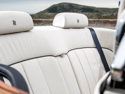 Rolls-Royce Phantom Drophead Coupe 2013 tote bag