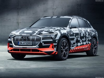 Audi e-tron Concept 2018 canvas poster