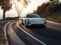 Porsche Mission E Cross Turismo Concept 2018 Longsleeve T-shirt #1346811