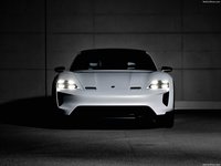 Porsche Mission E Cross Turismo Concept 2018 Longsleeve T-shirt #1346812