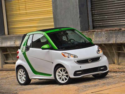 Smart fortwo electric drive 2013 canvas poster