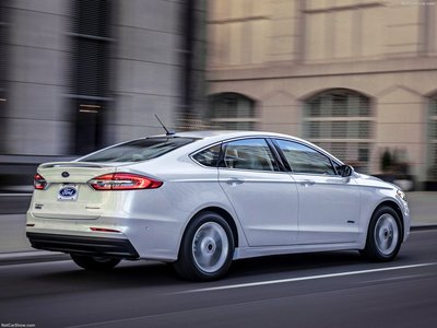 Ford Fusion 2019 canvas poster