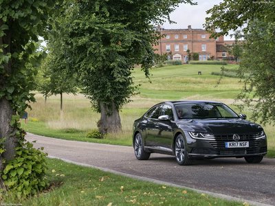 Volkswagen Arteon [UK] 2018 magic mug #1349664