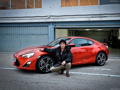 Toyota GT 86 2013 canvas poster