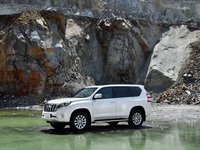 Toyota Land Cruiser 2014 Mouse Pad 1351047