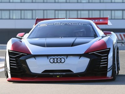 Audi e-tron Vision Gran Turismo Concept 2018 calendar
