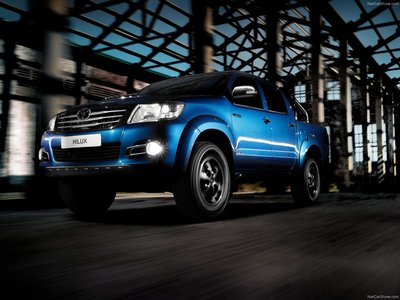 Toyota Hilux Invincible 2014 canvas poster