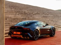Aston Martin Vantage Onyx Black 2019 puzzle 1351414