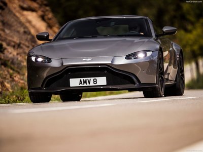 Aston Martin Vantage Tungsten Silver 2019 Mouse Pad 1351560
