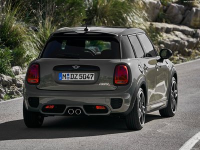 Mini Cooper S 5-door 2019 stickers 1351674