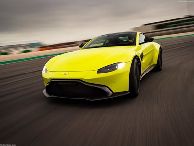 Aston Martin Vantage Lime Essence 2019 hoodie
