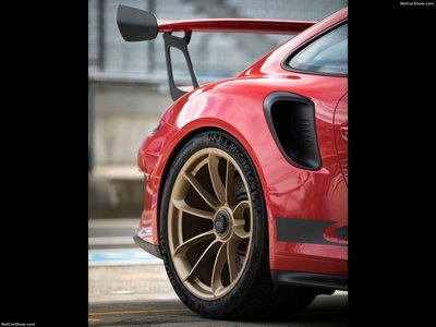 Porsche 911 GT3 RS 2019 Mouse Pad 1352125