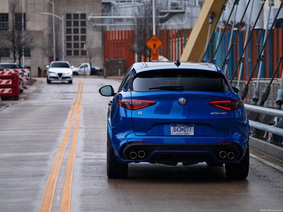 Alfa Romeo Stelvio Quadrifoglio [US] 2018 puzzle 1352608