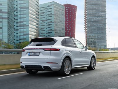 Porsche Cayenne E-Hybrid 2019 t-shirt