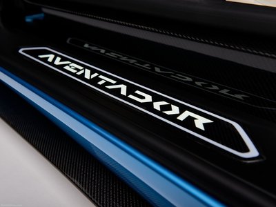 Lamborghini Aventador S Roadster 2018 stickers 1353444
