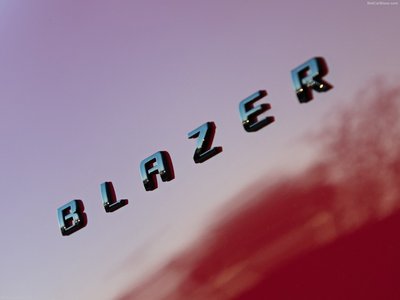 Chevrolet Blazer 2019 poster