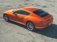 Bentley Continental GT 2018 Longsleeve T-shirt #1355433