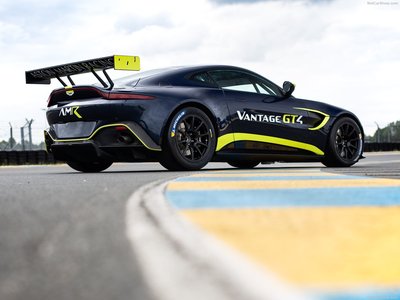Aston Martin Vantage GT4 2019 calendar