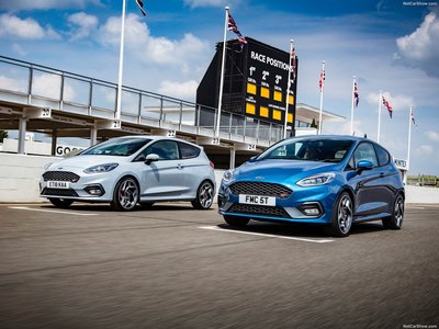 Ford Fiesta ST 2018 Poster 1357066