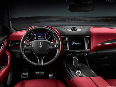 Maserati Levante GTS 2019 hoodie