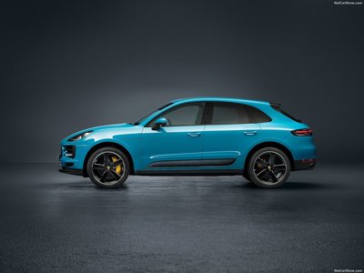 Porsche Macan 2019 calendar