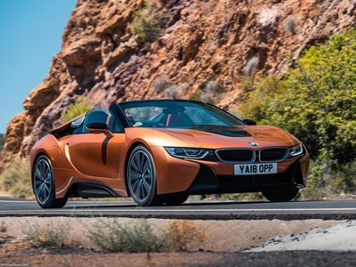 BMW i8 Roadster [UK] 2019 Poster with Hanger