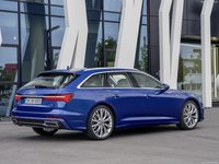 Audi A6 Avant 2019 Longsleeve T-shirt #1359900