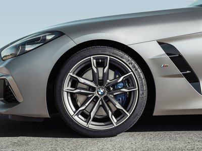 BMW Z4 2019 stickers 1360533