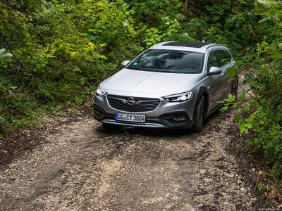 Opel Insignia Country Tourer 2018 mouse pad