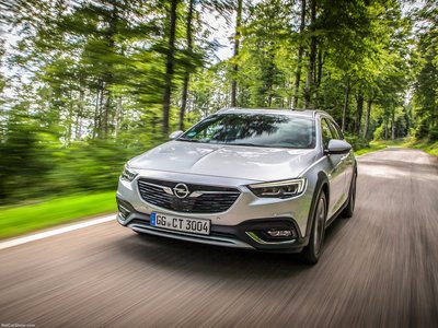 Opel Insignia Country Tourer 2018 Poster 1361371