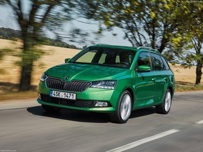 Skoda Fabia Combi 2019 Mouse Pad 1362514