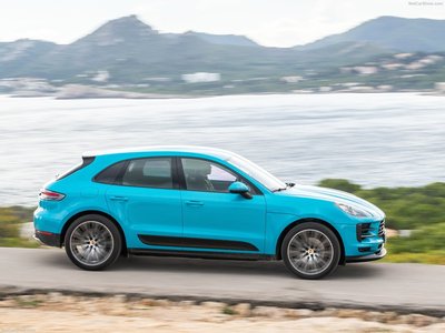 Porsche Macan 2019 Poster 1363995