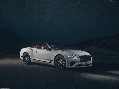 Bentley Continental GT Convertible 2019 Mouse Pad 1364979