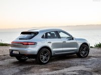 Porsche Macan S 2019 Longsleeve T-shirt #1365878