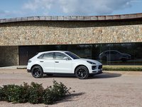 Porsche Macan S 2019 Mouse Pad 1365879